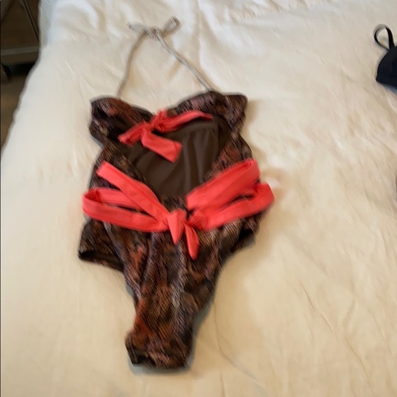 Bathing suit. - Picture 2 of 2